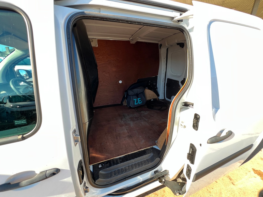 Used Renault Kangoo 2019 for sale - 77160858: Photo 76