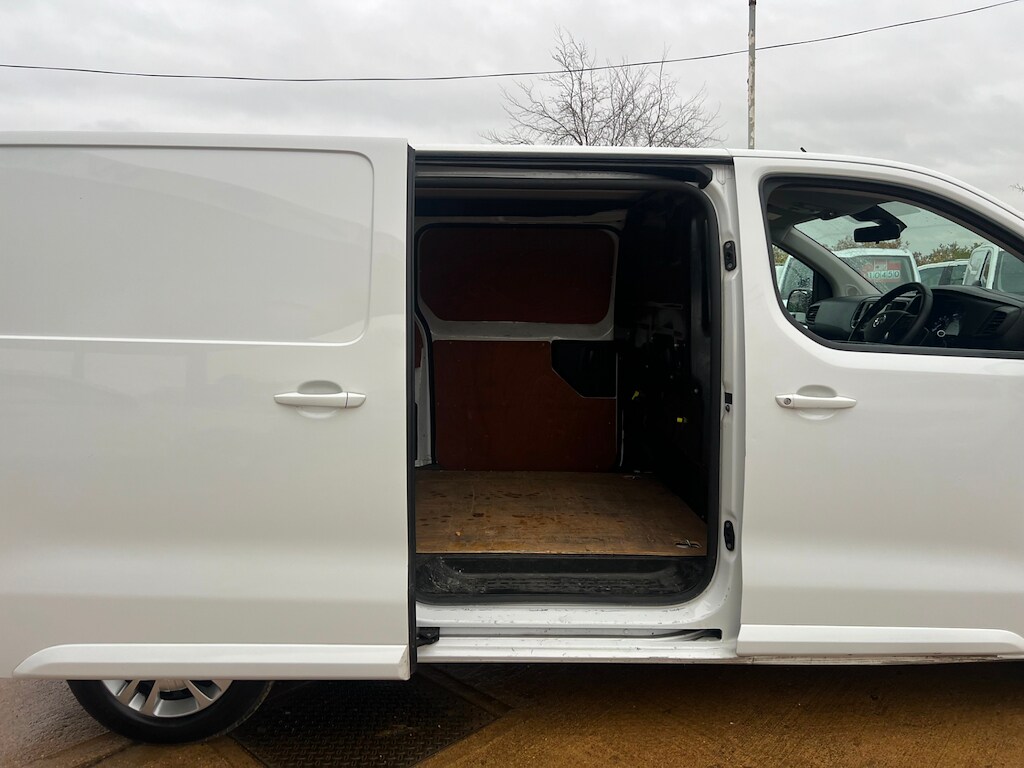 Used Vauxhall Vivaro 2021 for sale - 76738558: Photo 25