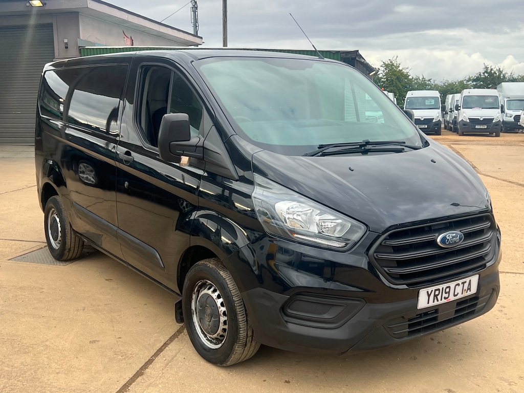 Used Ford Transit Custom 2019 for sale - 77570344: Photo 2