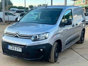 Used Citroen Berlingo 2020 for sale - 76027890: Photo