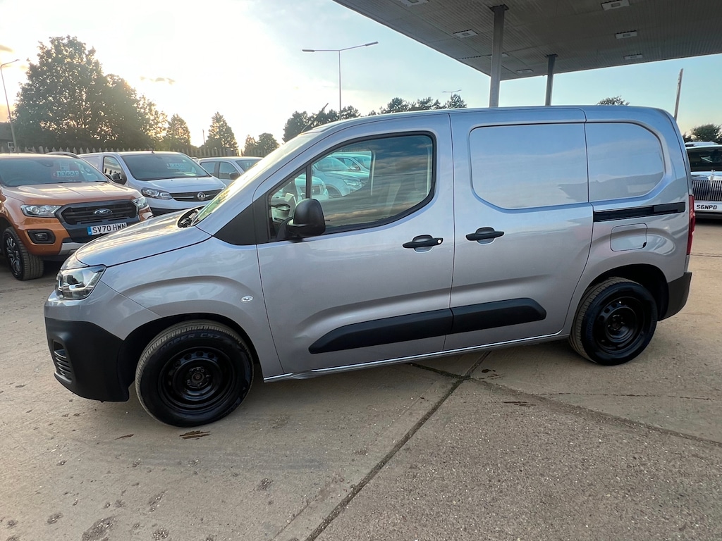 Used Citroen Berlingo 2020 for sale - 76027890: Photo 32