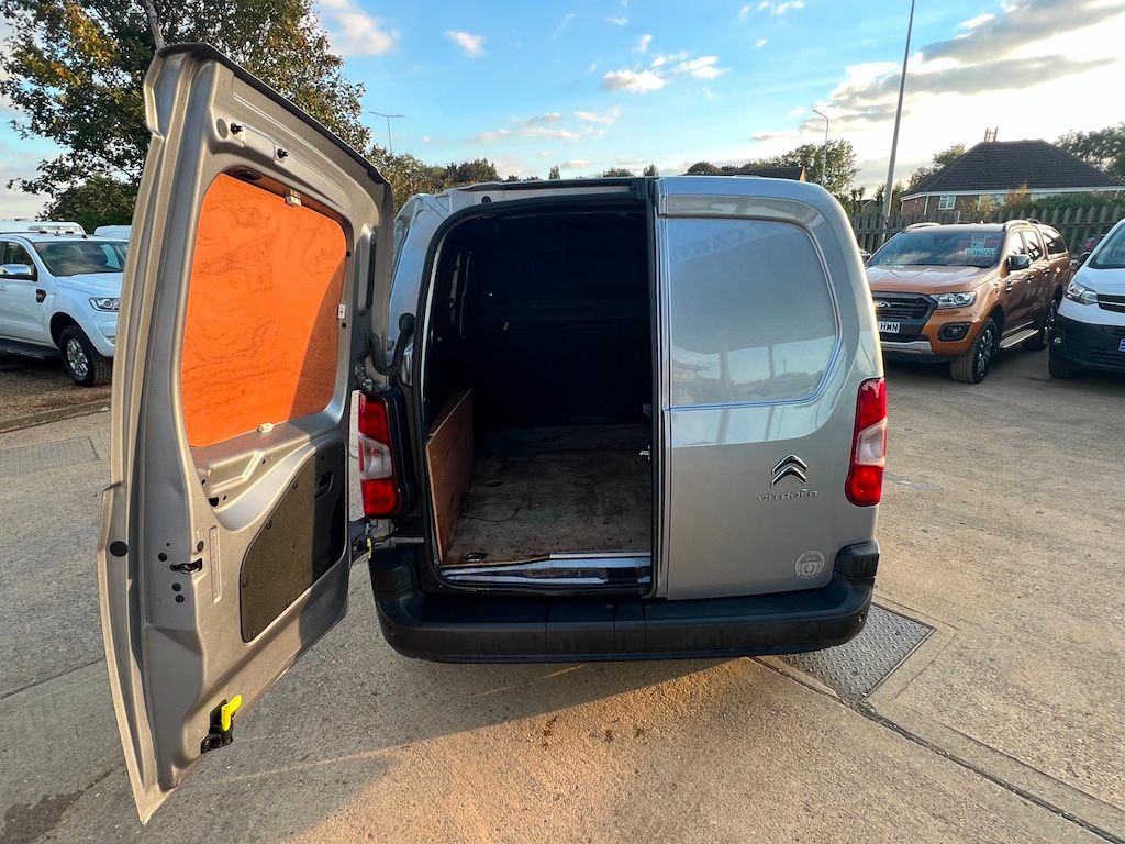 Used Citroen Berlingo 2020 for sale - 76027890: Photo 43