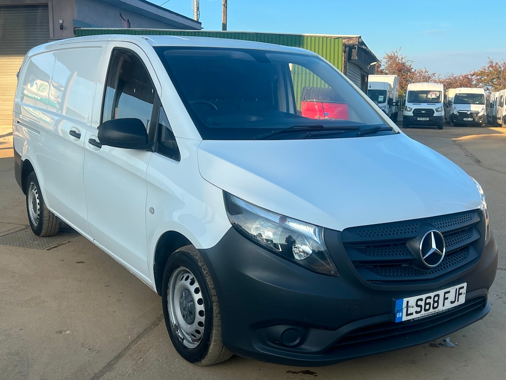 Used Mercedes-Benz Vito 2018 for sale - 76027905: Photo 2
