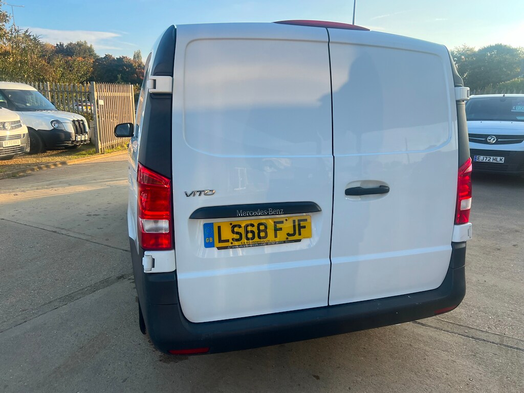 Used Mercedes-Benz Vito 2018 for sale - 76027905: Photo 32