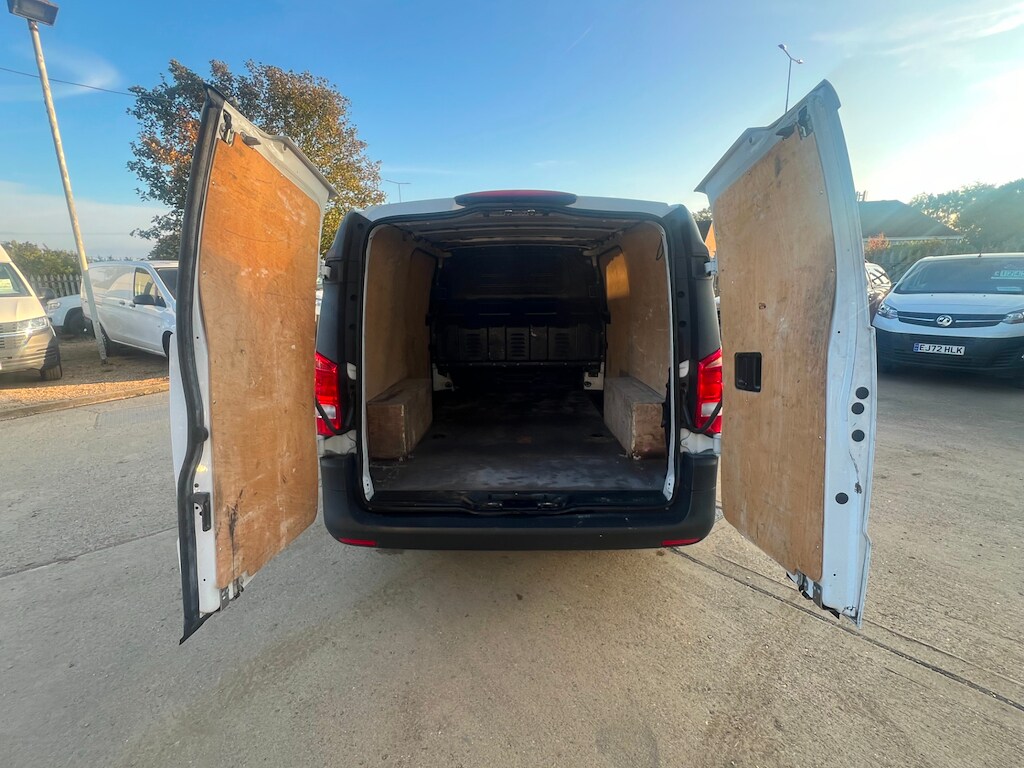 Used Mercedes-Benz Vito 2018 for sale - 76027905: Photo 4