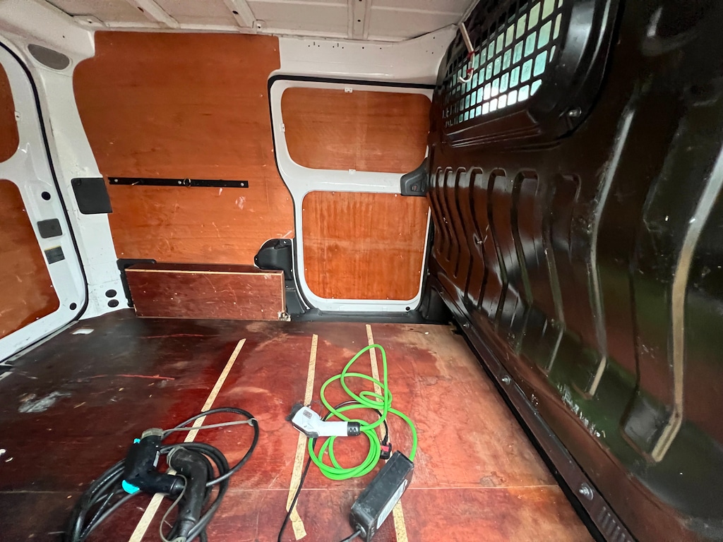 Used Nissan e-NV200 2016 for sale - 76922088: Photo 49