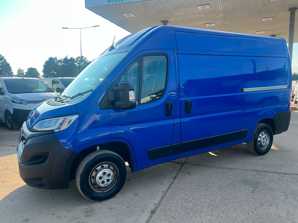Vehicle 44