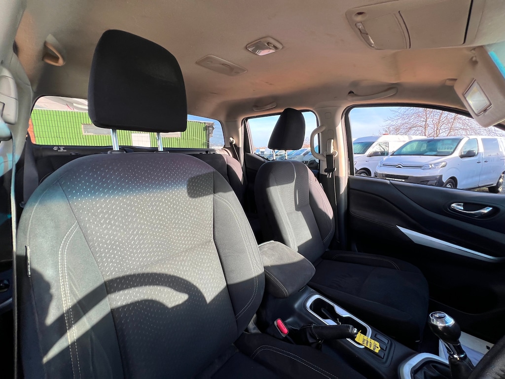 Used Nissan Navara 2017 for sale - 77036467: Photo 40