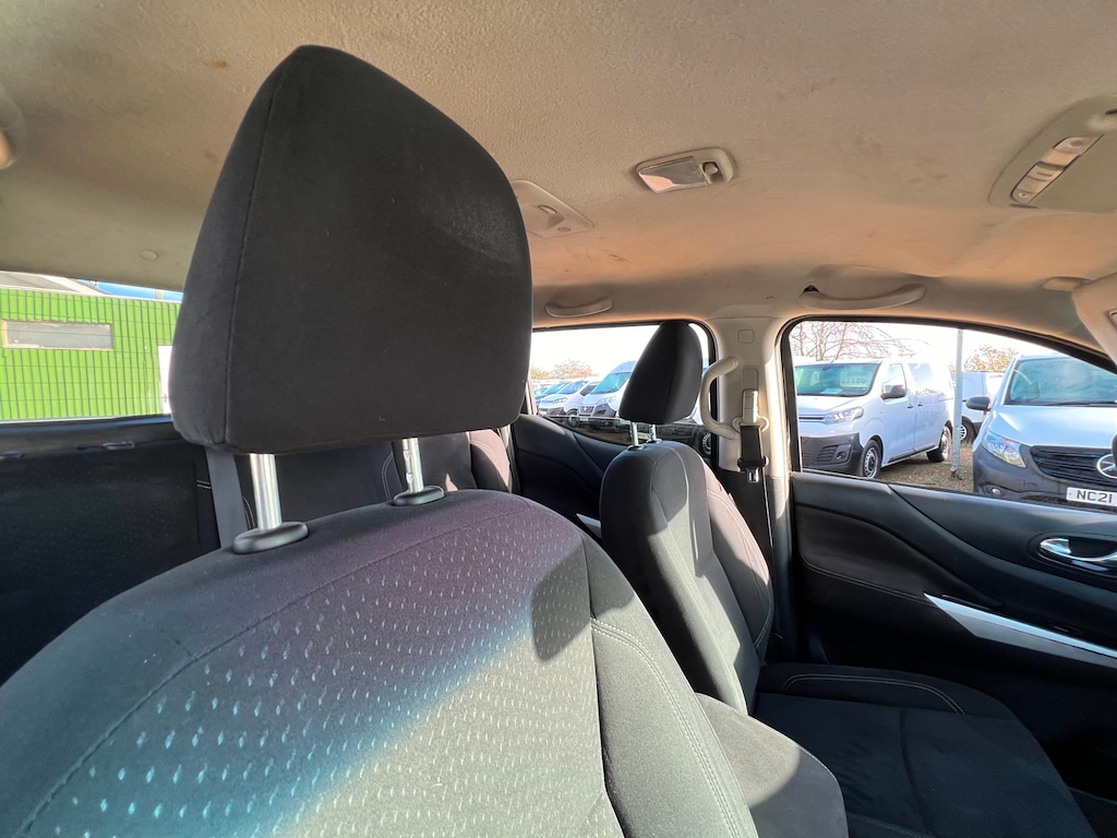 Used Nissan Navara 2017 for sale - 77036467: Photo 41