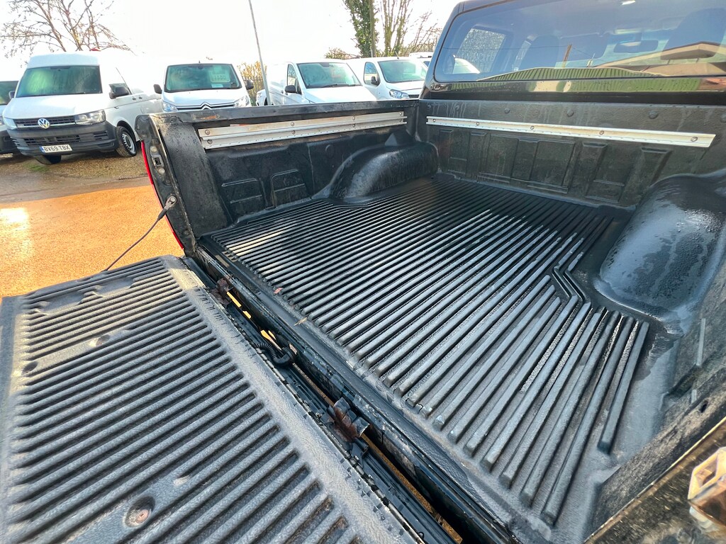 Used Nissan Navara 2017 for sale - 77036467: Photo 51