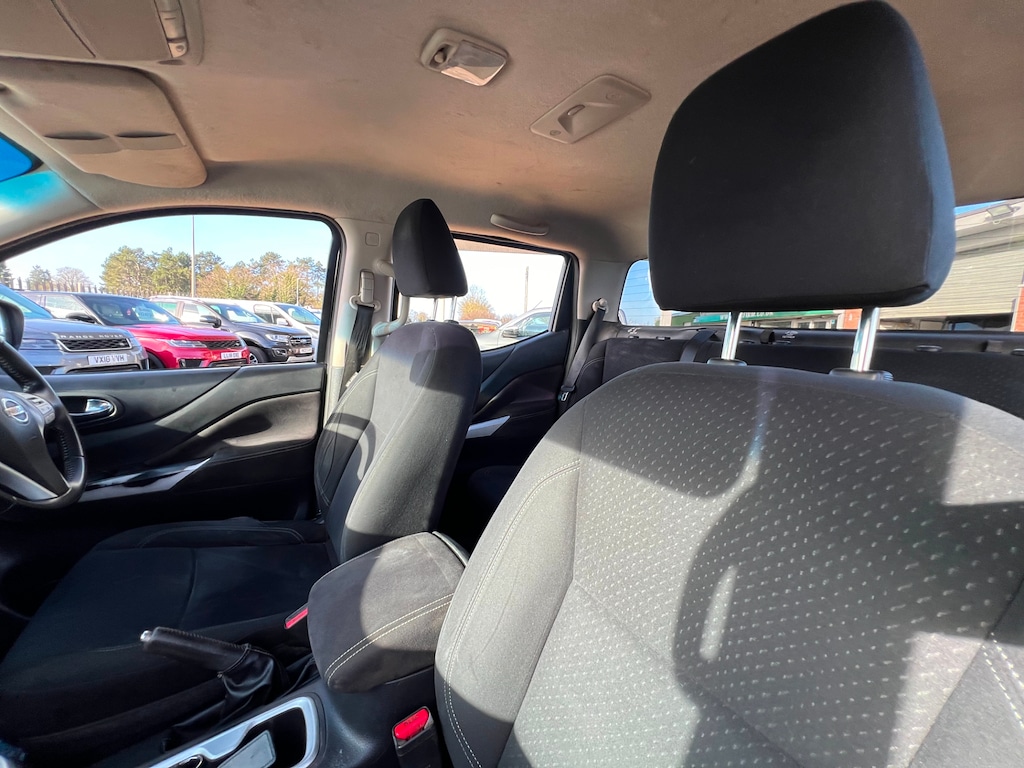 Used Nissan Navara 2017 for sale - 77036467: Photo 59