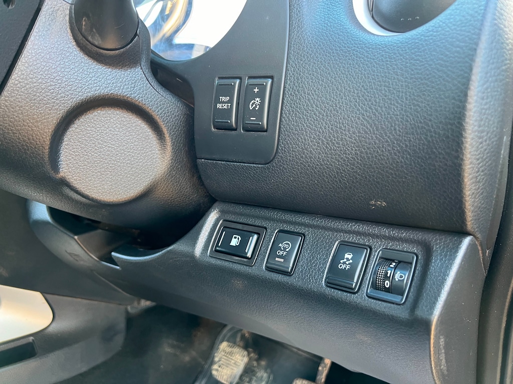 Used Nissan Navara 2017 for sale - 77036467: Photo 63