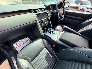 Used Land Rover Discovery 2019 for sale - 78984505: Photo