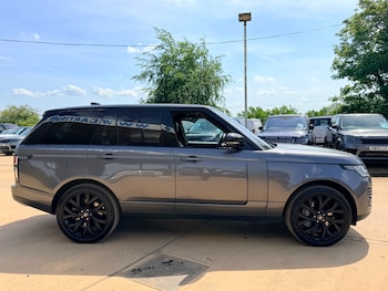 Used Land Rover Range Rover 2018 for sale - 78568713: Photo