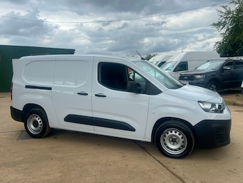 Used Citroen Berlingo 2024 for sale - 75570291: Photo