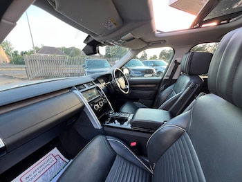 Used Land Rover Discovery 2020 for sale - 79057470: Photo