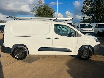 Used Citroen Berlingo 2020 for sale - 75922160: Photo