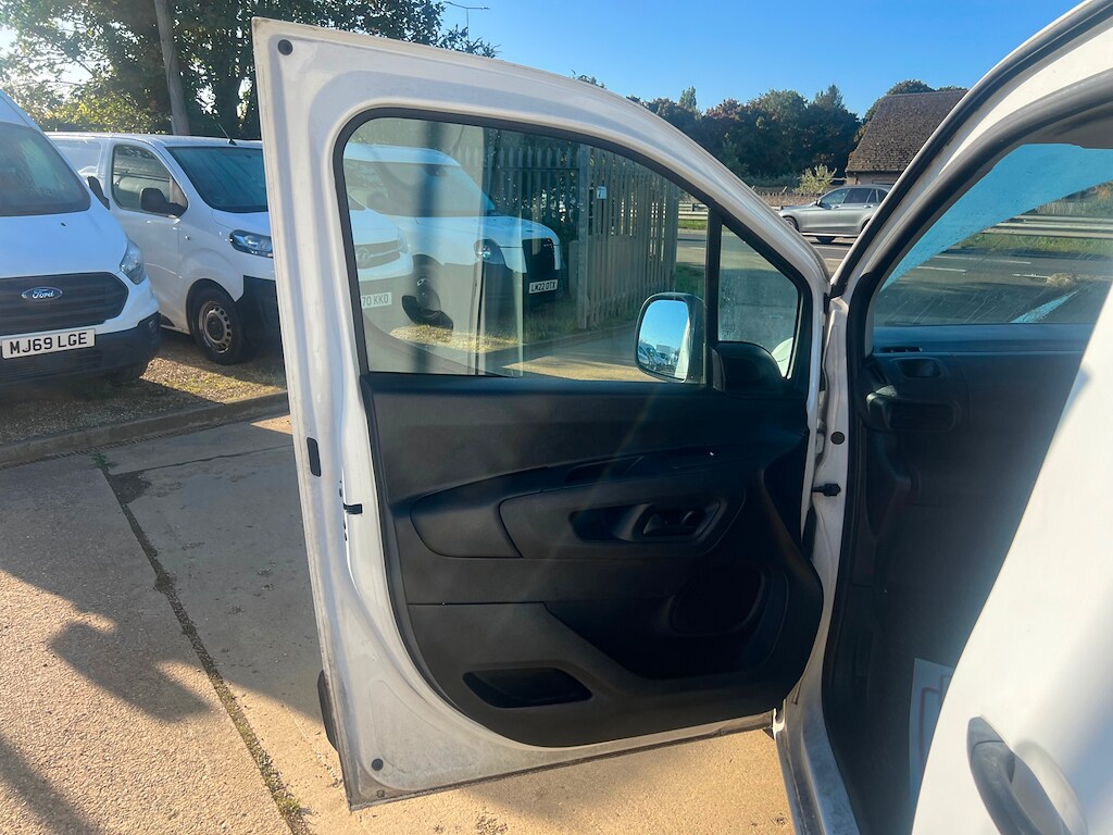 Used Citroen Berlingo 2020 for sale - 75922160: Photo 52