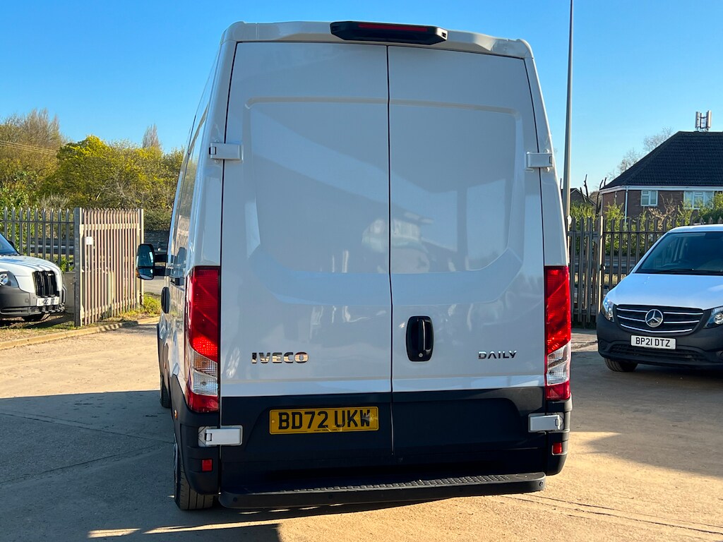 Vehicle 33
