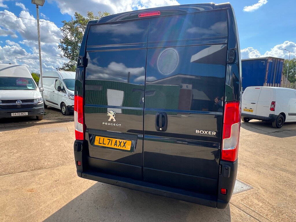 Vehicle 28