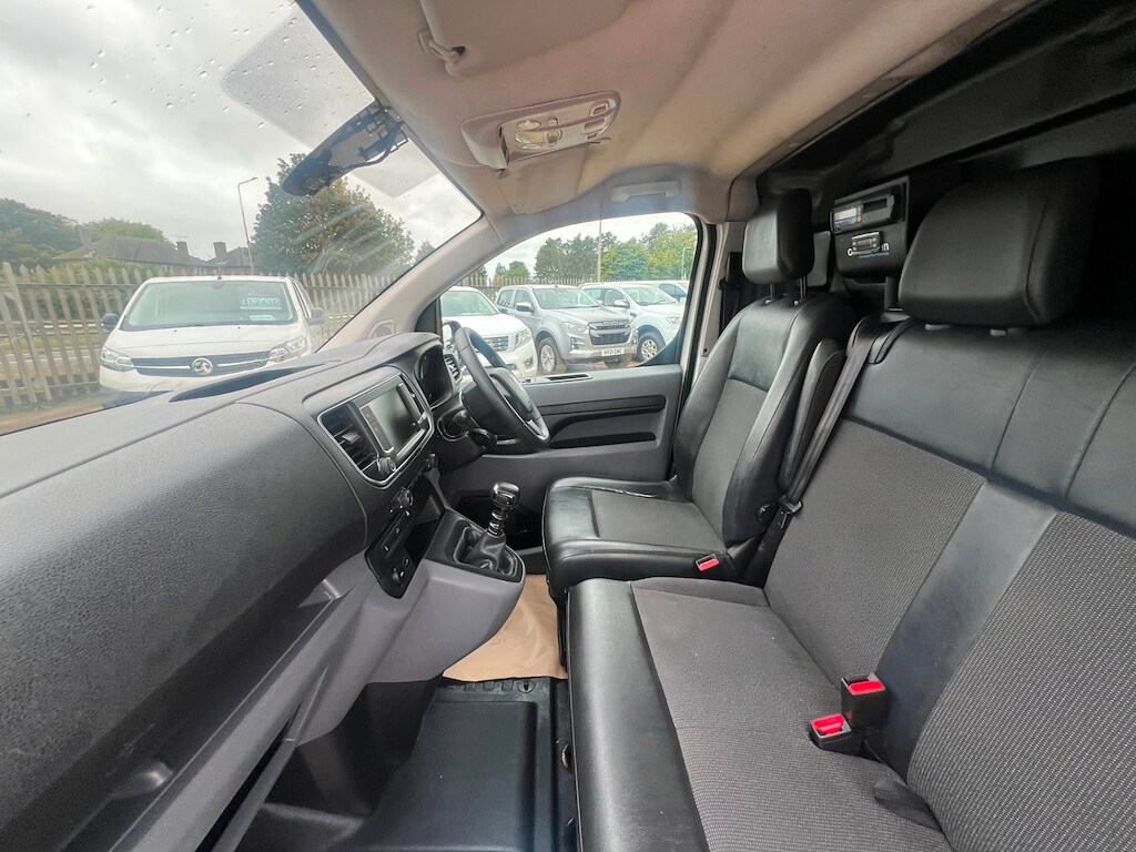 Used Vauxhall Vivaro 2021 for sale - 75874424: Photo 3