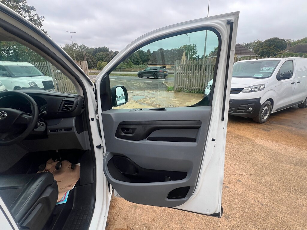 Used Vauxhall Vivaro 2021 for sale - 75874424: Photo 47