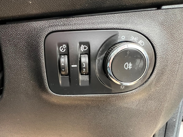 Used Vauxhall Corsa Van 2016 for sale - 75571384: Photo 48