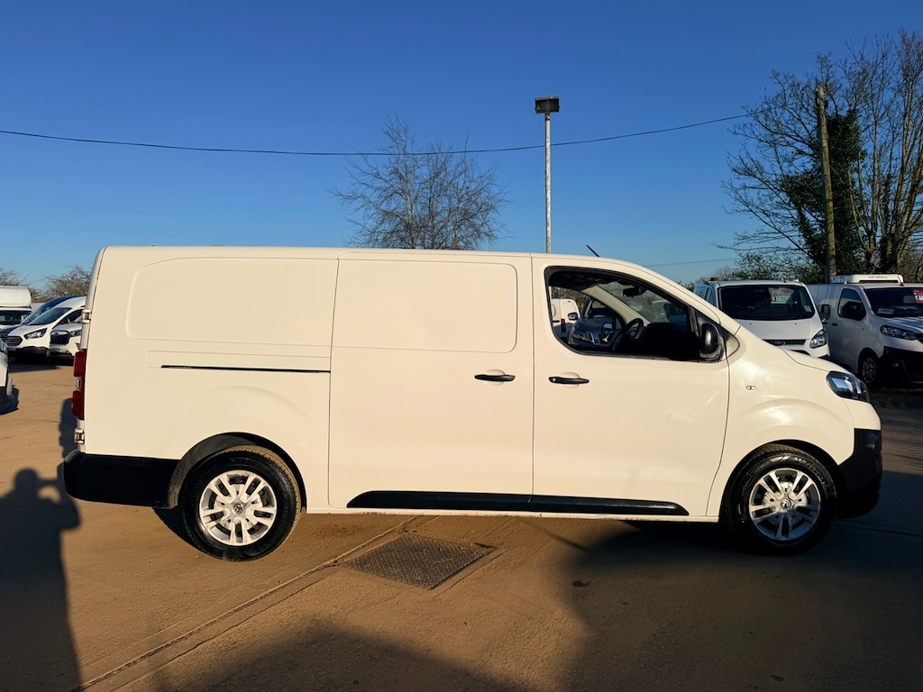 Used Vauxhall Vivaro 2020 for sale - 77532429: Photo 2