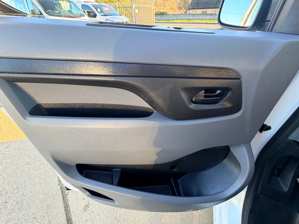 Used Vauxhall Vivaro 2020 for sale - 77532429: Photo 60