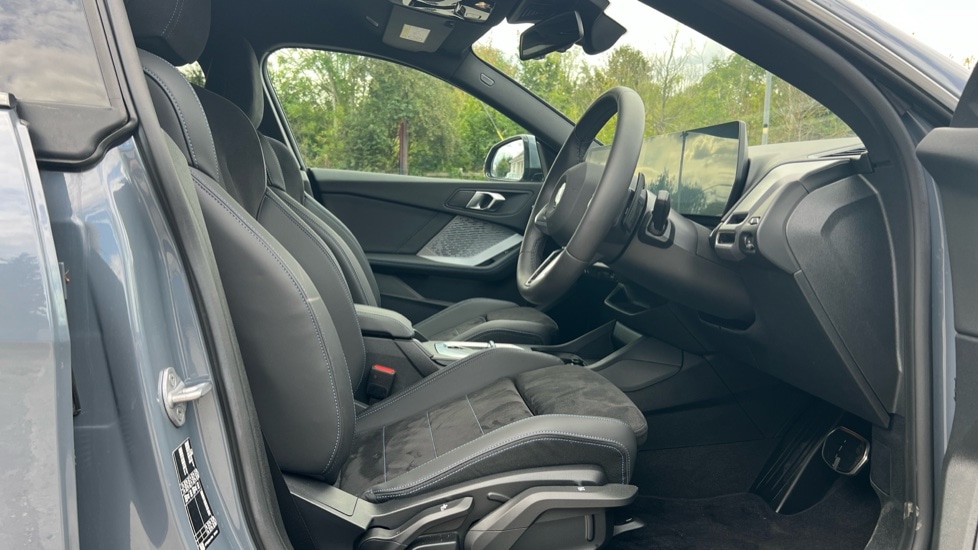 Used BMW 2 Series 2025 for sale - 76415126: Photo 11