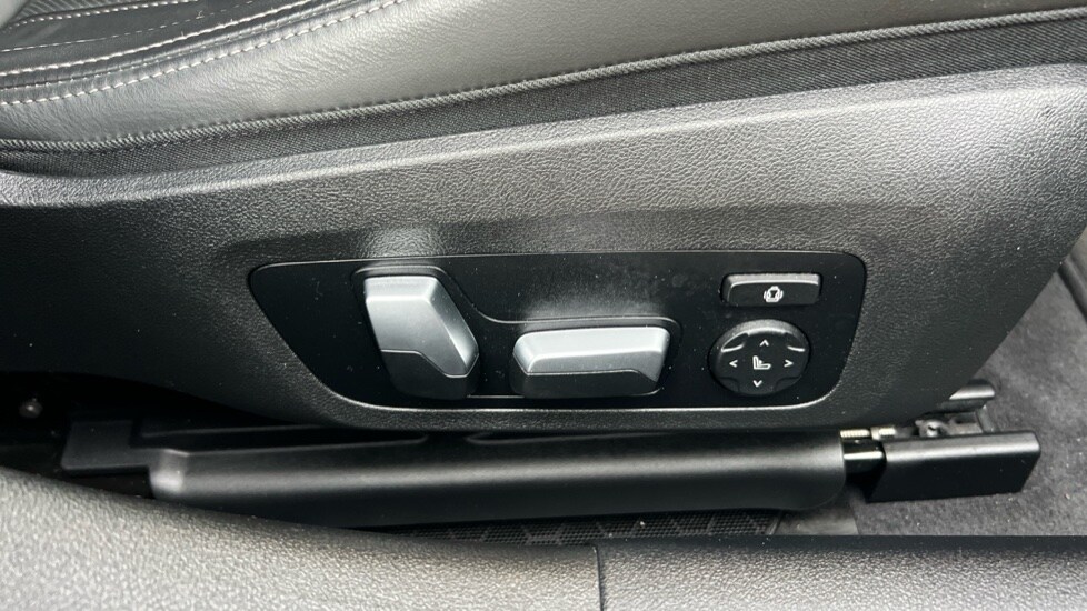 Used BMW 8 Series 2023 for sale - 76458735: Photo 31