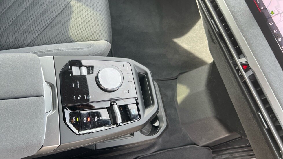 Used BMW iX 2025 for sale - 75829000: Photo 10
