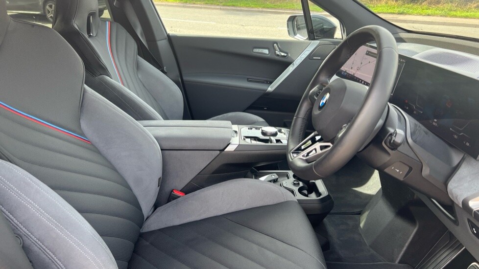 Used BMW iX 2025 for sale - 75829000: Photo 11