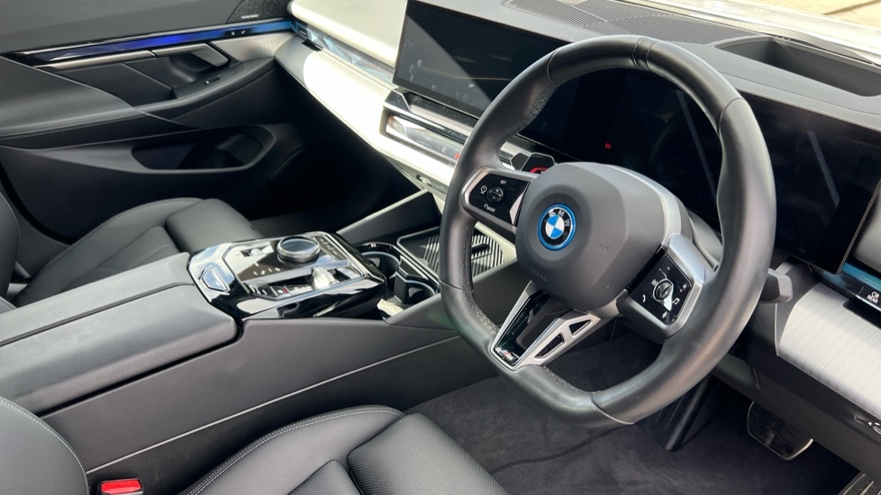 Used BMW i5 2025 for sale - 76328320: Photo 6