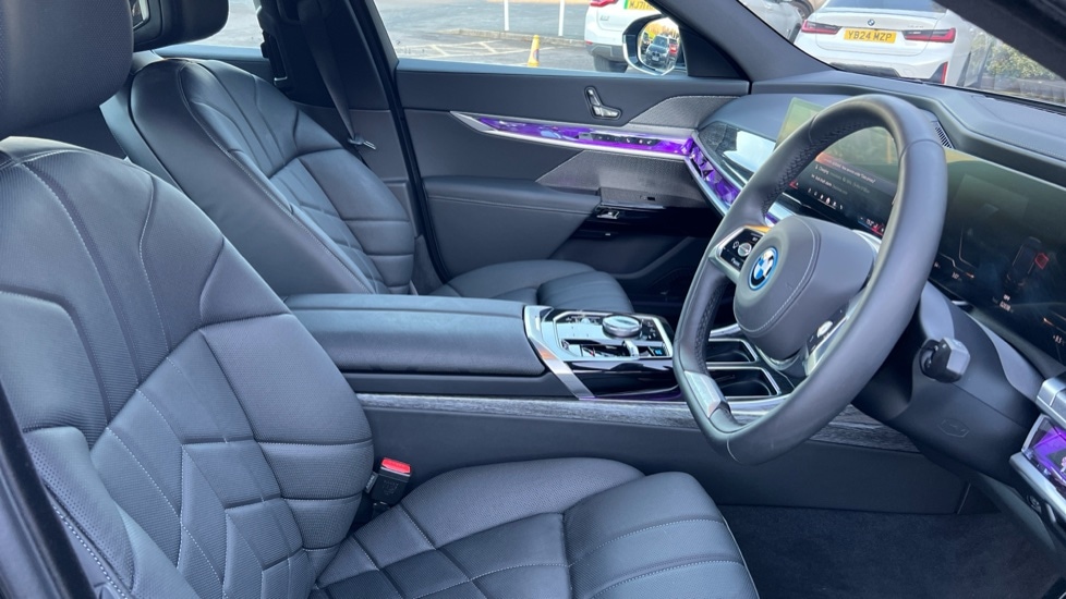 Used BMW i7 2025 for sale - 76635597: Photo 11