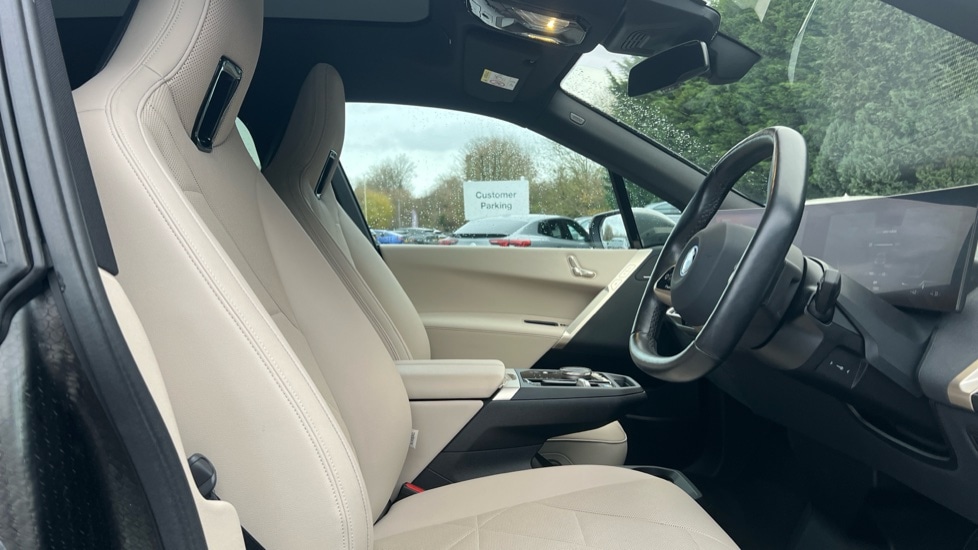 Used BMW iX 2022 for sale - 76773078: Photo 11