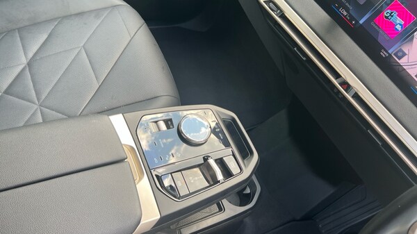 Used BMW iX 2022 for sale - 75394194: Photo 10