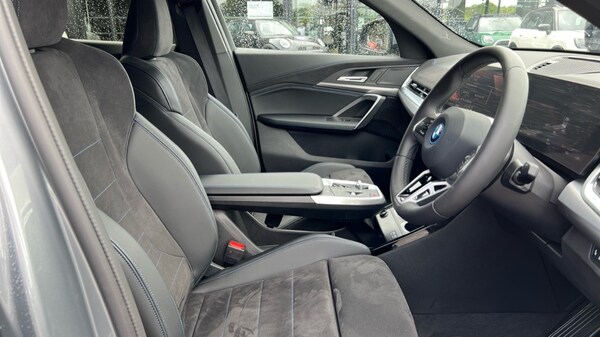 Used BMW iX2 2025 for sale - 75394201: Photo 11