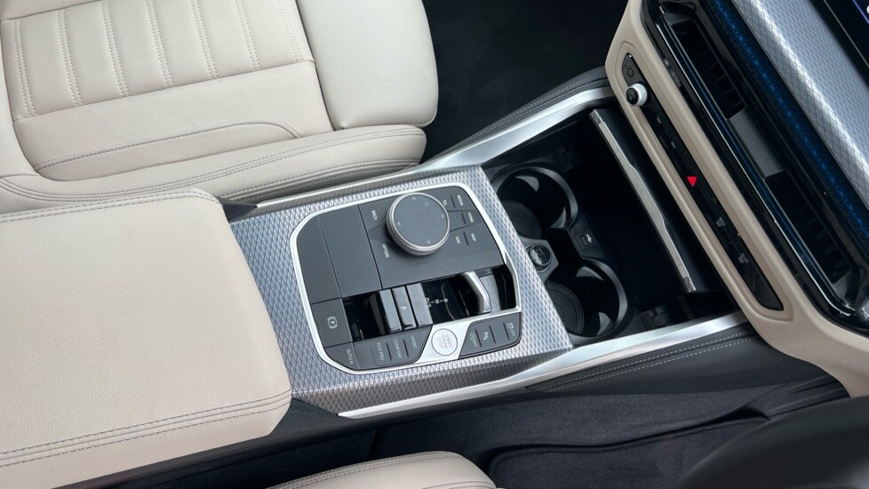 Used BMW 4 Series 2025 for sale - 76203928: Photo 10