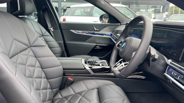 Used BMW i7 2025 for sale - 75394220: Photo 11