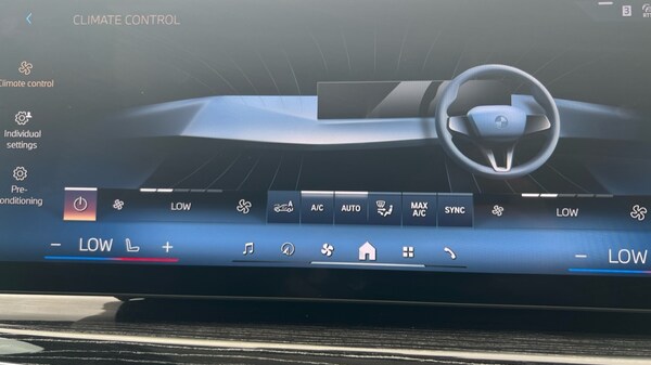 Used BMW i7 2025 for sale - 75394220: Photo 29