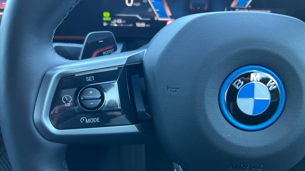 Used BMW 5 Series 2025 for sale - 76400801: Photo 17