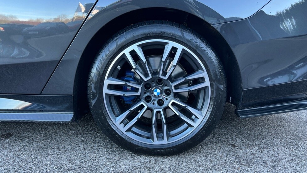 Used BMW 5 Series 2025 for sale - 76400801: Photo 26