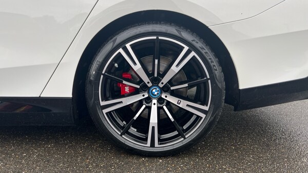 Used BMW 5 Series 2025 for sale - 76104117: Photo 26