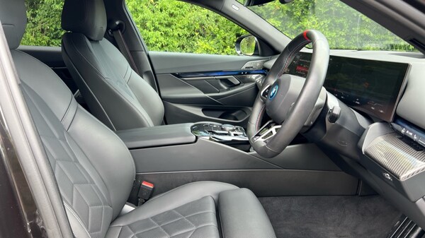 Used BMW i5 2025 for sale - 75394211: Photo 11