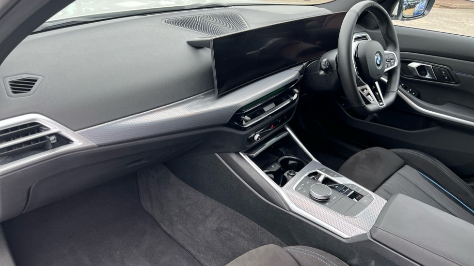 Used BMW 3 Series 2025 for sale - 76328004: Photo 7
