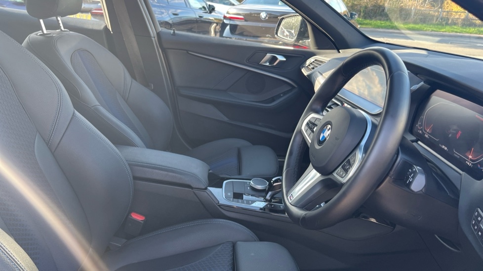 Used BMW 1 Series 2023 for sale - 76015200: Photo 11