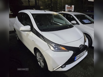 2016 - 1.0 VVT-i X-Pression 5dr