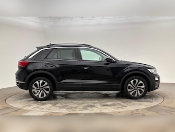 Used Volkswagen T-Roc 2022 for sale - 79497771: Photo