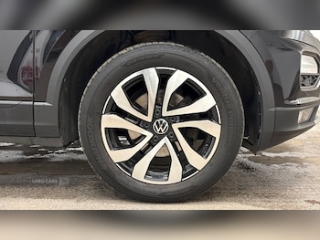 Used Volkswagen T-Roc 2022 for sale - 79497771: Photo